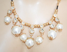 COLLANA PERLE donna oro dorata ciondoli cristalli strass girocollo collier charms N68