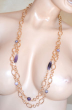 Collana lunga donna pietre lilla glicine viola catena oro dorata anelli girocollo collier chain necklace W25