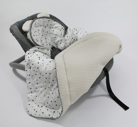 Tiny Star - Husa Pentru Scaun Auto Sweet Confetti & Beige, Paturica De Infasat, Cocon, Fixata Cu Sistem Velcro