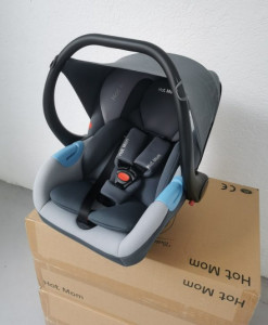Scoica Auto pentru Copii, Hot Mom, 0-13 kg, ofera siguranta maxima si protectie permanenta