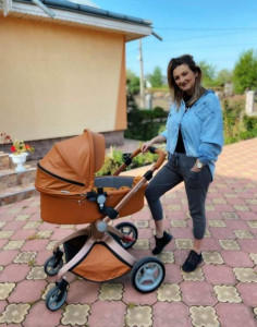 Carucior Copii Hot Mom Premium 2 in 1 Brown, varsta intre 0 si 36 de luni, sigur si usor de folosit