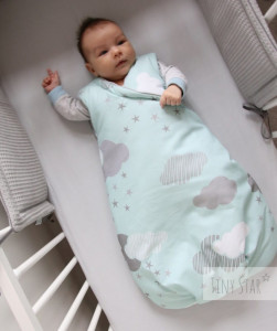 Sac de dormit pentru bebelusi Tiny Star Sunshine, 75 cm, Bumbac, Alb / Imprimeu Soare