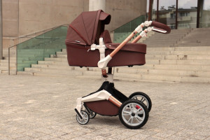 Set 3 in 1 - Carucior Hot Mom 360 Coffe 2 in 1 + Scoica auto Joie i-Size i-Gemm 2 Shale