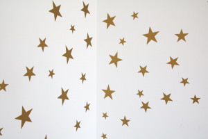 Set 77 Stickere Stelute Aurii pentru perete, decor pentru camera copilului, Tiny Star Gold