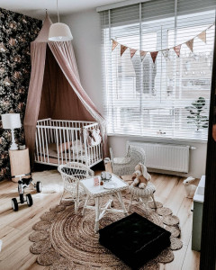 Set Patut Bebe Din Lemn de Pin Masiv, 120 x 60 cm, 2 niveluri inaltime saltea, 3 lamele detasabile, Woodies Safe Dreams, Cot Dream, Alb + Saltea pentru patut copii, Mykids, Cocos, Confort II, 120 x 60 x 10 cm