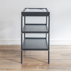 Woodies Changer Anthracite- Masa de Schimbat Pentru Bebelusi Lemn Masiv, 76cm x 44cm x 86 cm, Cu 2 Rafturi De Depozitare Inalte