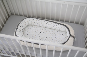 Babynest pentru copii, 80 x 50 cm, ajustabil, portabil, reductor patut, Tiny Star, Confetti & Beige
