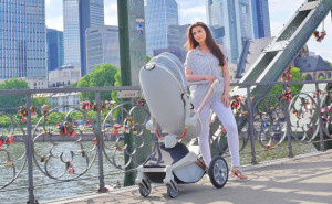Set 3in1 - Carucior Copii Hot Mom 360 Gri 2 in 1+ Scoica auto Hot Mom