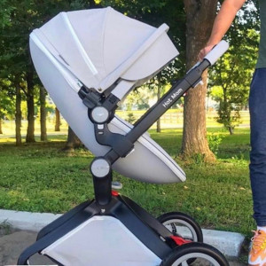 Set 4 in 1 - Carucior Hot Mom Premium Grey 2 in 1 + Scoica auto Joie i-Size i-Gemm 2 Pebble + Baza isofix i-Base