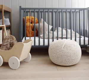 Set Patut Bebe Din Lemn Masiv Woodies Stardust Antracit , 120 cm x 60 cm + Saltea Cocos Confort II 10 c