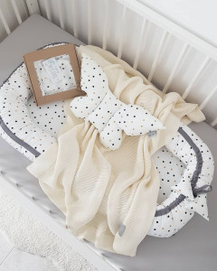 Perna tip fluture, pentru copii, 42 x 22 cm, pentru carucior, patut, leagan, babynest, Tiny Star, Confetti