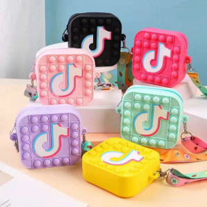 Jucarie senzoriala 4 in1, Fidget Toys, Geanta cu bule Pop It pentru copii, TikTok, Roz Inchis