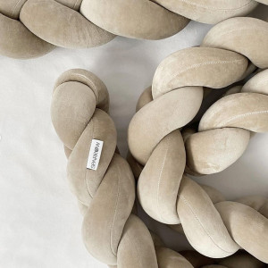 Protectie impletita pentru patut copii, din bumbac catifelat, Sparrow, Velvet Capuccino, 200 cm