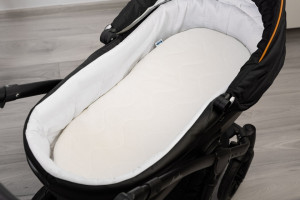 Saltea landou matlasata de burete Sensillo 75x35 cm Alba