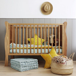Set Patut Transformabil din Lemn Masiv de Pin, MDF, 140 x 70 cm, pentru copii si junior, 2 trepte de reglare inaltime, 3 lamele detasabile, Woodies Safe Dreams, Noble, Vintage + Saltea pentru patut copii, Mykids, Cocos, Confort II, 140 x 70 x 10 cm