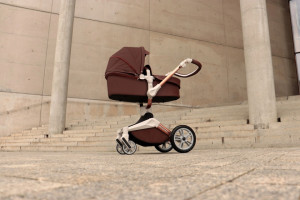 Set 3 in 1 - Carucior Hot Mom 360 Coffe 2 in 1 + Scoica auto Joie Gemm Foggy Gray
