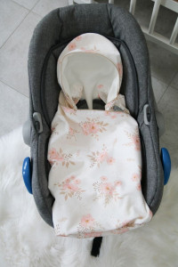 Paturica pentru Infasat Bebe in Scaun Auto, 91 x 91 cm, Tiny Star, Garden