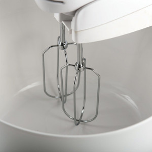 Adler - Mixer cu bol rotativ, 300 W, Bol 2.5 l, 5 Viteze + Turbo, Alb/Negru, AD 4206