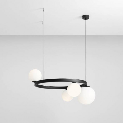 Lustra neagra, Lustra suspendata neagra, Lustra cu pendule, Lustra metal neagra, Lustra metal, Lustra moderna neagra, Lustra living, Lustra living neagra, Lustra moderna, Lustra dormitor, Lustra dormitor neagra, Lustra bucatarie, Lustra din metal, Lustra 