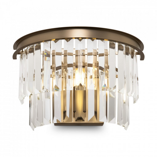 Aplica perete Maytoni Revero Alama -01BS  Culoare: Alama  Dimensiuni: Lungime 33cm, Latime 16.5cm, Inaltime 24.5cm  Material structura: Metal  Material abajur: Sticla  Becuri: 1 x E14 (40W) - nu sunt incluse  Greutate: 4.9kg