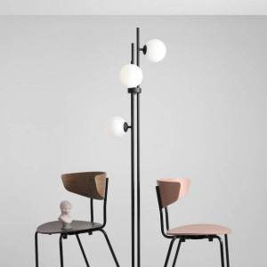 Lampadar negru, Lampadar forma dreapta, Lampa de podea negru, Lampadar modern, Lampadar living, Lampadar dormitor, Lampadar metal, Lampa de podea moderna, Lampadar modern living, Lampadar modern dormitor, Lampadar minimalist