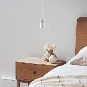 Pendul alb, Pendul metal, Pendul metal alb, Pendul iluminat insula, Pendul interior, Pendul interior culoare alba, Iluminat interior, Pendul masa, Iluminat masa dining, Pendul modern, Iluminat bucatarie, Pendul bucatarie, Pendul insula bucatarie, Pendul m