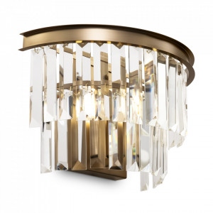 Aplica perete Maytoni Revero Alama -01BS  Culoare: Alama  Dimensiuni: Lungime 33cm, Latime 16.5cm, Inaltime 24.5cm  Material structura: Metal  Material abajur: Sticla  Becuri: 1 x E14 (40W) - nu sunt incluse  Greutate: 4.9kg