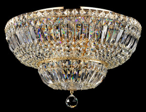 Plafoniere living, Plafoniere dormitor, Plafoniere hol, Plafoniere baie, Plafoniere bucatarie, Plafoniere rotunde, Plafoniere patrate, Plafoniere cercuri, Plafoniere sticla, Plafoniere cristal, Plafoniere aurii, Plafoniere negre, Plafoniere argintii, Plaf