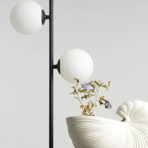 Lampadar negru, Lampadar forma dreapta, Lampa de podea negru, Lampadar modern, Lampadar living, Lampadar dormitor, Lampadar metal, Lampa de podea moderna, Lampadar modern living, Lampadar modern dormitor, Lampadar minimalist