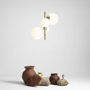 Lustra aurie, Lustra suspendata aurie, Lustra cu pendule, Lustra metal aurie, Lustra metal, Lustra moderna aurie, Lustra living, Lustra living aurie, Lustra moderna, Lustra dormitor, Lustra dormitor aurie, Lustra bucatarie, Lustra din metal, Lustra suspen