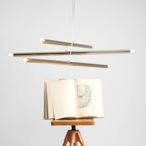 Lustra aurie, Lustra suspendata aurie, Lustra cu pendule, Lustra metal aurie, Lustra metal, Lustra moderna aurie, Lustra living, Lustra living aurie, Lustra moderna, Lustra dormitor, Lustra dormitor aurie, Lustra bucatarie, Lustra din metal, Lustra suspen