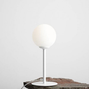 Veioza moderna alba minimalista din metal Aldex Pinne