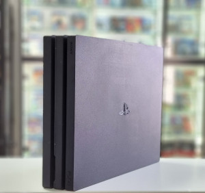 Konzola Sony PlayStation 4 PRO 1TB - Korišćeno