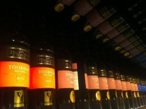 Tinto 16,5-17/20 ou 91-93/100 pts 0.75l