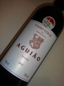Vinho Verde Vinhão 15-16/20 ou 86-90/100pts 0.75l