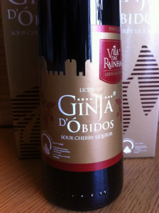 Sour Cherry Liqueur from Obidos Villa with Ginja 0,70l fruit
