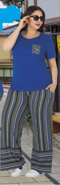 Compleu dama - bluza si pantalon - masura mare bluza albastra si pantaloni cu dungi multicolore pt masura 46-48