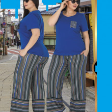 Compleu dama - bluza si pantalon - masura mare bluza albastra si pantaloni cu dungi multicolore pt masura 46-48-50