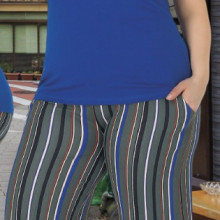 Compleu dama - bluza si pantalon - masura mare bluza albastra si pantaloni cu dungi multicolore pt masura 46-48-50