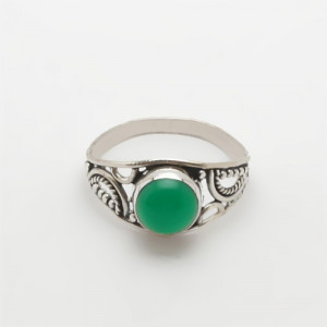 Inel de argint cu onix verde Hin