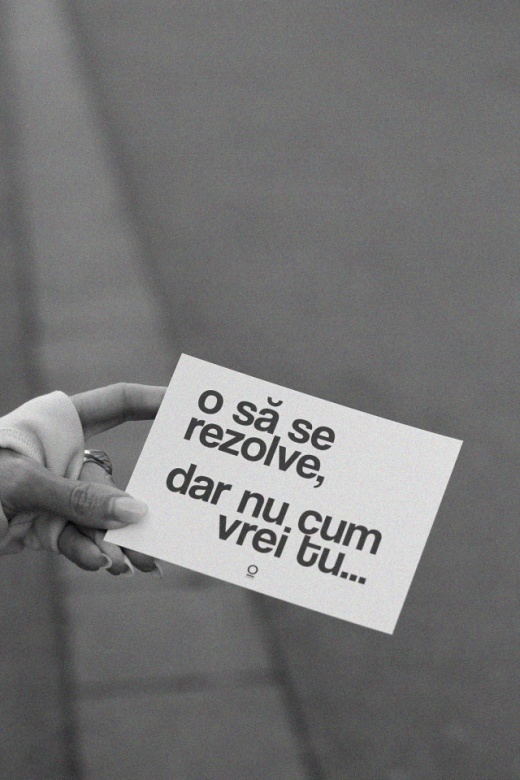 carte poștală "o să se rezolve, dar nu cum vrei tu"