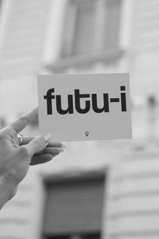 carte poștală "futu-i"