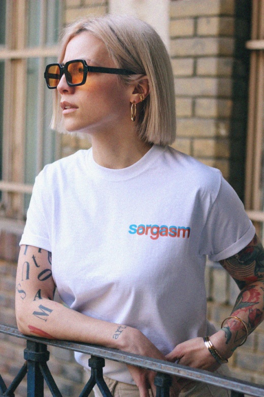 tricou unisex alb "sarcasm/orgasm"