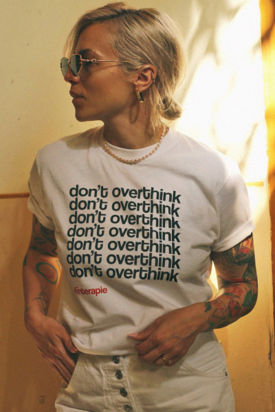 tricou unisex alb "don't overthink" Tombabe & Regina Maria collab. editie limitata #InTerapie