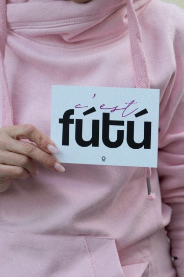 carte poștală "c'est fútú"