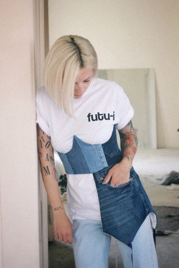 corset lung din denim upcycled Tombabe & Laura Chiriță collab.
