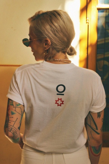 tricou unisex alb "don't overthink" Tombabe & Regina Maria collab. editie limitata #InTerapie