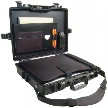 Geanta Peli 1495 Laptop Case 17' cu cifru