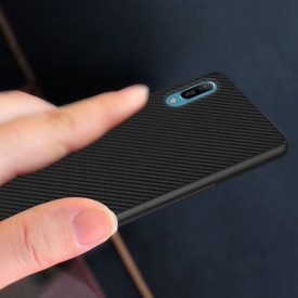 Husa pentru Huawei Y6 2019, Perfect Fit, cu insertii de carbon, negru