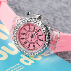 Ceas Activ LED - Jocuri de lumina 7 culori - 4 moduri flash - Fashion Crystal Clasic watch, Pink